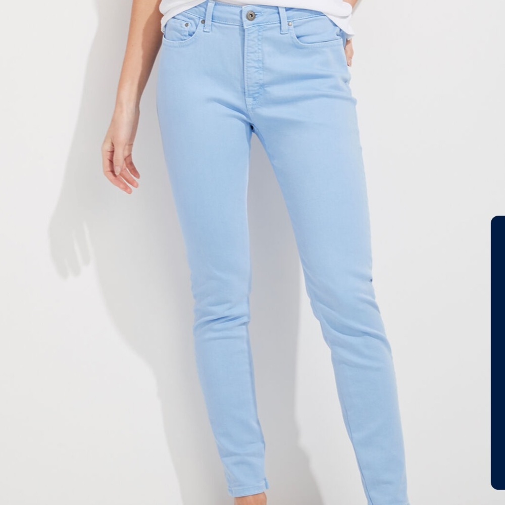Vineyard Vines high rise garment-dyed denim in breaker blue
